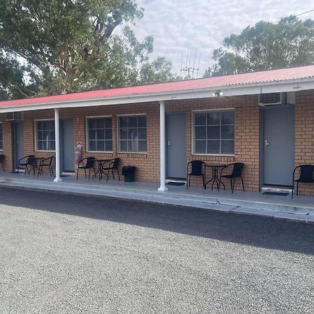 Coonamble Motel מראה חיצוני תמונה